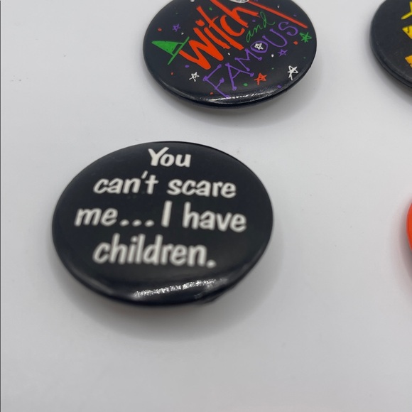 Colorful‎ Button Set - Picture 4 of 12